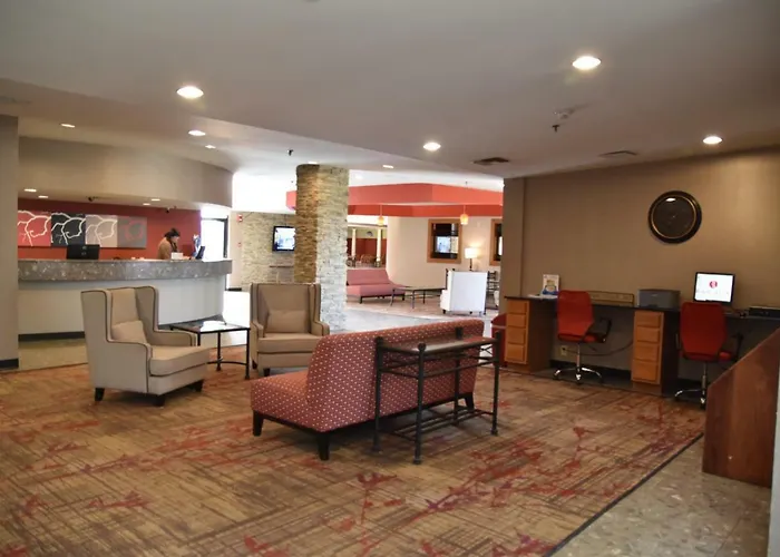 Ramada By Wyndham Wentzville